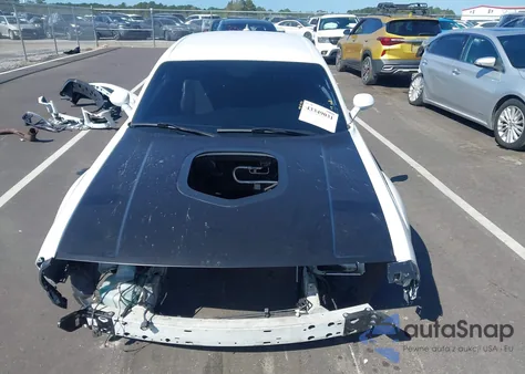 2016 Dodge Challenger 392 Hemi Scat Pack Shaker from USA, damaged, VIN 2C3CDZFJ8GH325978